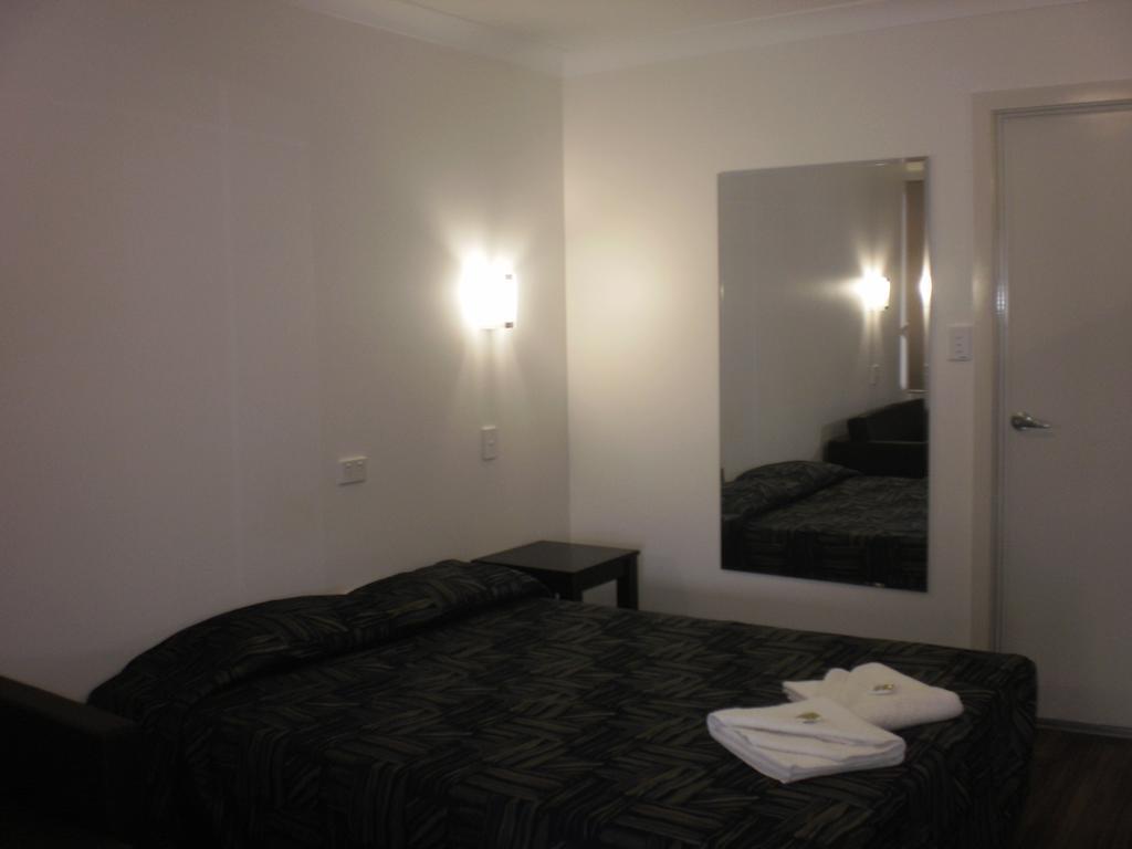Blackwater Hotel Motel Motel 4*